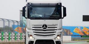 Mercedes Kamyonlar Türkiye Yollarında