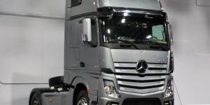 Albayrak Mercedes Benz  Kamyon’dan Vazgeçmiyor