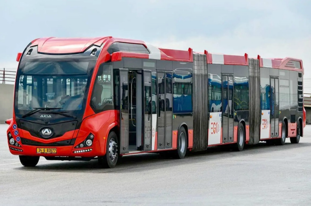 EGO Genel Müdürlüğü filosunu “AKIA ULTRA LF25 Çift Körüklü Yüksek Kapasiteli Metrobüs”lerle artıracak
